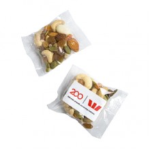 Trail Yoghurt Nut mix in 25g bag
